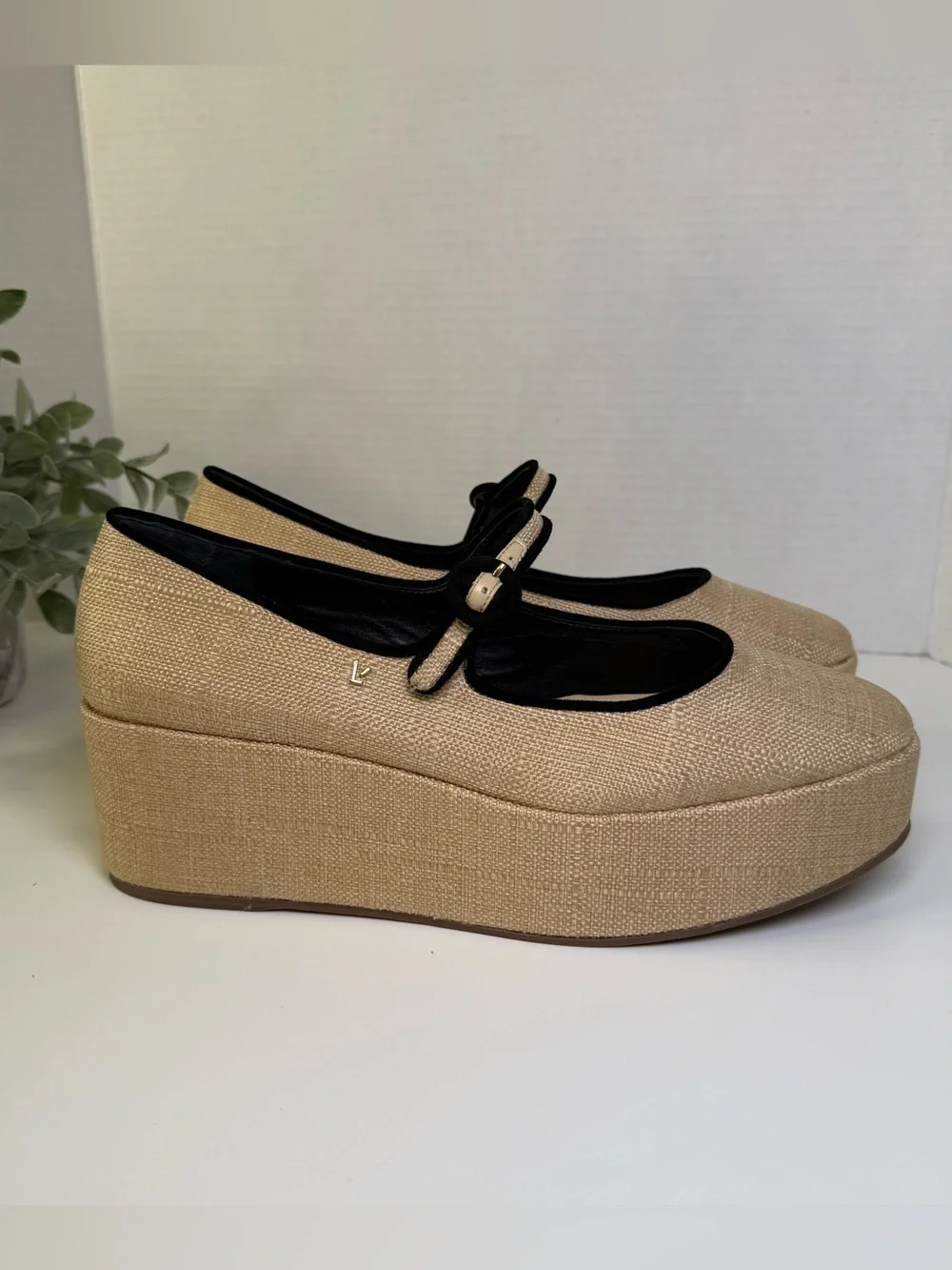 Larroude Women's Blair Flatforms Mary-Jane Raffia/Leather Shoes Women's Size 10
